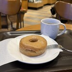 スターバックスコーヒー - 料理写真:シュガードーナツ
ブリュード コーヒー