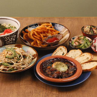 仕事帰りの飲み会や仲間との集まりに使いやすい沖縄料理コース