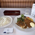 ロイヤルホスト - 