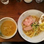 貝ガラ屋 - 濃厚カキつけ麺￥750-