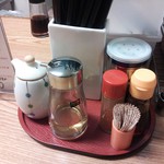 麺遊心 - 調味料等（H26.12.5撮影）