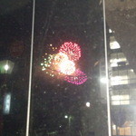 酎坊 - 神宮球場の花火が見えます。