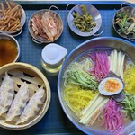 韓国料理ポチャ クァンジャン市場 - とうもろこし麺水冷麺＋餃子のランチセット@1,375円