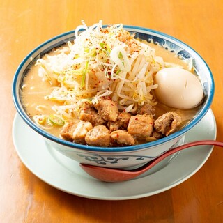 ぶた金ラーメン_1