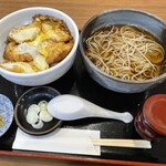 稲荷蕎麦　萬盛 - 鶏天とじ丼とミニかけそばのセット1,000円