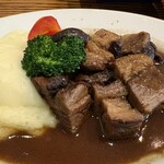 ブレッド マチエール - ソースがサラサラ過ぎてシチューの旨みかわ足りない？