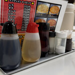 元祖ニュータンタンメン本舗 - 卓上の味変達