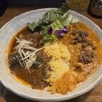 SPICY CURRY 魯珈 - 