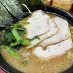 ラーメン 杉田家 本店 - 