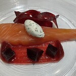 PRIMO - 江戸っ子風呂ぐらいの温度で調理したサーモンはとろみある湯上がり感