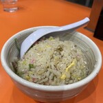 元祖ニュータンタンメン本舗 駒岡店 - 駒岡のチャーハン　今回もとっても美味しかった！待ち侘びてたので手元カメラのピントがずれる