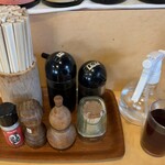 お食事処つるや - 卓上調味料など