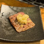 炭火焼ホルモン ぐう - 