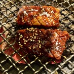 炭火焼ホルモン ぐう - 