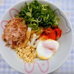 伊勢醤油本舗 - 2食目の伊勢うどんを作ってみた(ねぎ、かつお節トッピング)(温玉は失敗です)