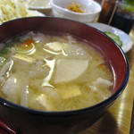リゾム - とん汁