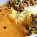 アリー コーヒー - ◎ランチセット　カレー三種盛り  12月初旬。