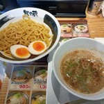 越後秘蔵麺　無尽蔵 - 料理写真:魚介つけめん 1000円 (クーポンで味つけ卵もらいましま)