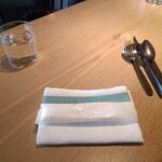 Osteria IL VIAGGIO - テーブルセッティング