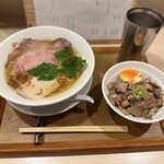 なにわ麺次郎 然 - 