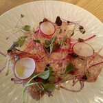 Osteria IL VIAGGIO - 本日の鮮魚のカルパッチョ
      　大根のサラダ仕立て