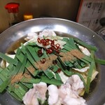 九州黒太鼓 - モツ鍋、醤油