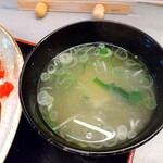 ヤハタすしべん - 