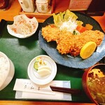 多和喜 - ひれかつ定食1220円