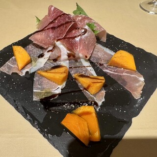 土佐あかうしとワイン プティ・ヴェール_1