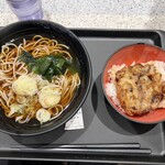 名代 富士そば - 料理写真: