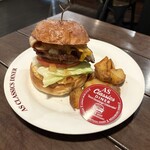 エーエス クラシックス ダイナー - 【期間限定 20th Anniversary Burger】〜12/25
      『APPLE HONEY BACON CHEESE BURGER¥2,200』
      『BLEND COFFEE¥440』