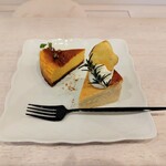 タスメット カフェ - かぼちゃのチーズケーキと焼き芋バスクチーズ