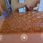 カフェレストランNICOTTO - 組木細工