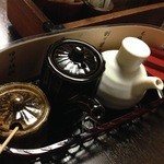 奈良町豆腐庵 こんどう - 薬味（も塩、割り醤油、生醤油、ゆず胡椒）