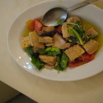 TANIT Hotel Ristorante Museo a Carbonia - トンノのサラダ