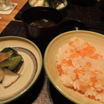 神保町 傳 - イクラと新米の炊き込みご飯