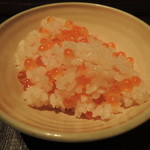 神保町 傳 - イクラと新米の炊き込みご飯