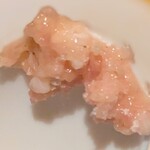 ロピア - 卵と絡めた後の・・挽肉ちゃん♫まぐろのたたきに似てなーーーーーーい？？