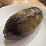 日本ワインバル サンスーシィ - あけびの皮の肉みそ詰め焼き（M）500円