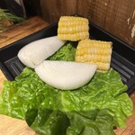 完全個室 焼肉食べ放題 牛牛 パラダイス 三宮 - 焼き野菜