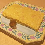 旬彩家 山治 - だし巻き（紅生姜入）