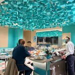 Tiffany Blue Box Café - 