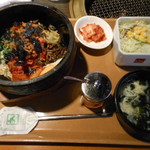 Kokusangyuu Yakiniku Kuidon - 石焼ビビンバ定食