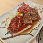 新宿 うしみつ - 〈厳選肉 3種類〉神谷商店のハラミ•万葉牛のうちもも肉•トモサンカク