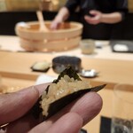 THE SUSHI りょうけん - シャリ切りしたてを試食させてくれるの嬉しいです！