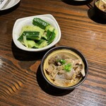 吉祥寺っ子居酒屋 とりとん - ■ ばかうまきゅうり ￥429（税込）
                                ■ お通し