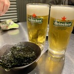 たまには焼肉陸 - ハイネケン生ビールと、お通しの韓国海苔
