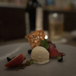 TOKYO Whisky Library - 