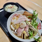 Tokyo Style Noodle ほたて日和 - 近江鴨も鹿児島黒豚も帆立も旨旨✨
      『麺屋33』鴨（マグレ）チャーシュー使用