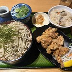 そば吉 - 料理写真:からあげ定食　大盛